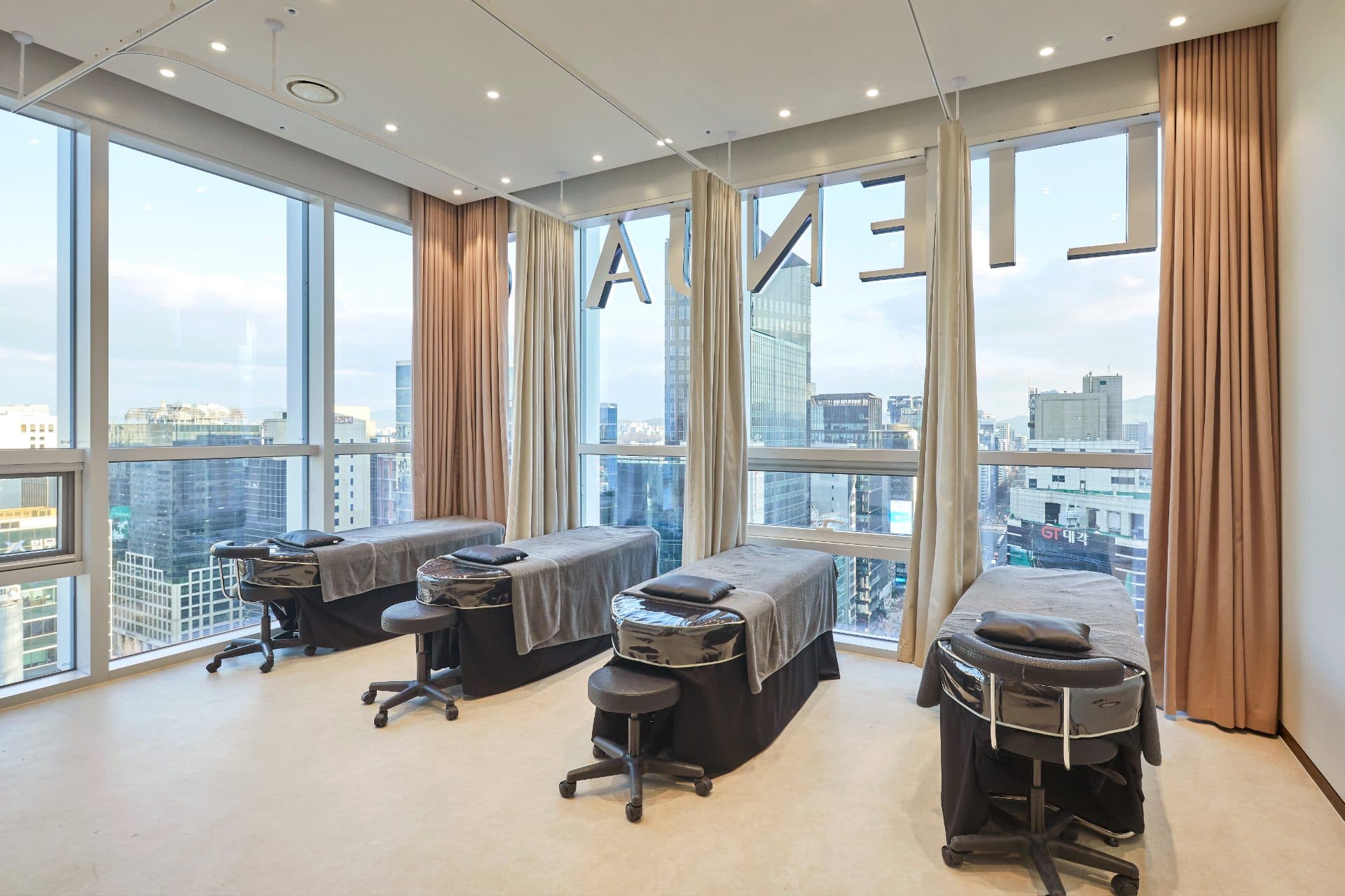 Gynecomastia Surgery in Korea at Lienjang Clinic